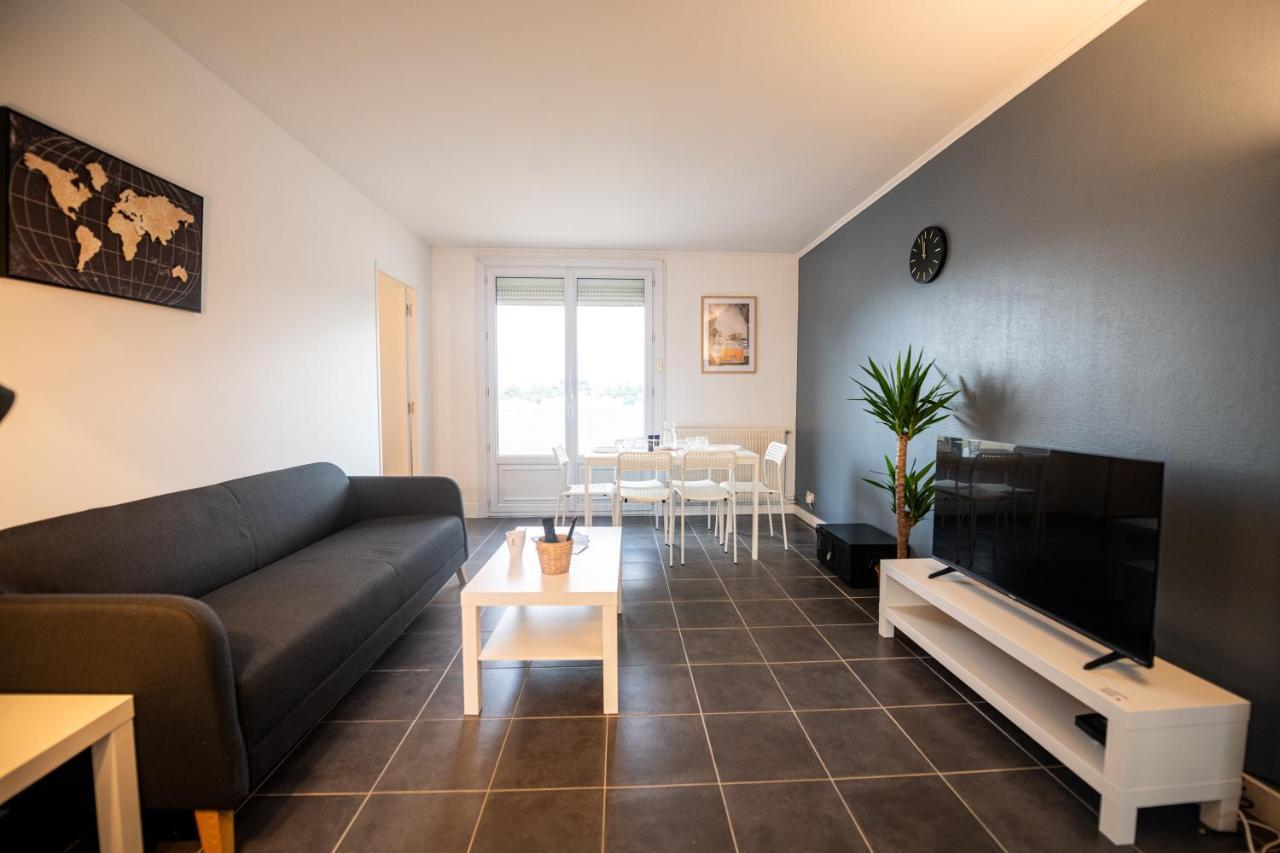 Robespierre - Tout Equipe & Calme - Tv Et Wifi Saint-Etienne  Eksteriør bilde